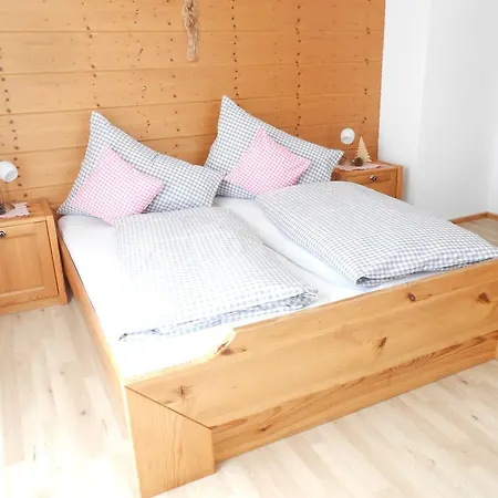 Haus Unterdieterer *