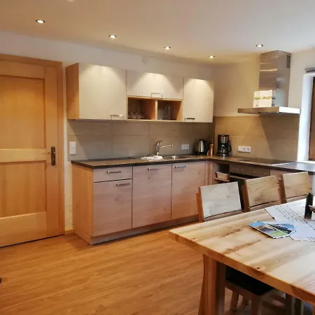Haus Unterdieterer Apartamento